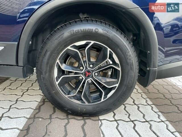 Синий Мицубиси Аутлендер, объемом двигателя 2 л и пробегом 23 тыс. км за 20439 $, фото 11 на Automoto.ua