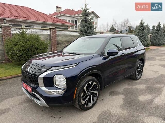 Синий Мицубиси Аутлендер, объемом двигателя 2.5 л и пробегом 80 тыс. км за 24800 $, фото 5 на Automoto.ua