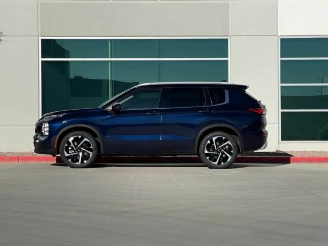 Синій Міцубісі Аутлендер, об'ємом двигуна 2.5 л та пробігом 15 тис. км за 16000 $, фото 3 на Automoto.ua