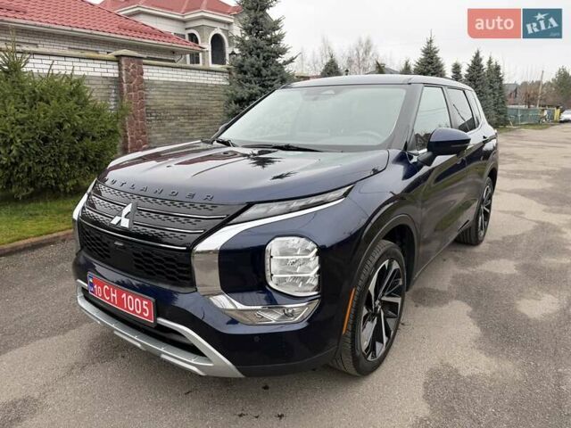 Синий Мицубиси Аутлендер, объемом двигателя 2.5 л и пробегом 80 тыс. км за 24800 $, фото 4 на Automoto.ua