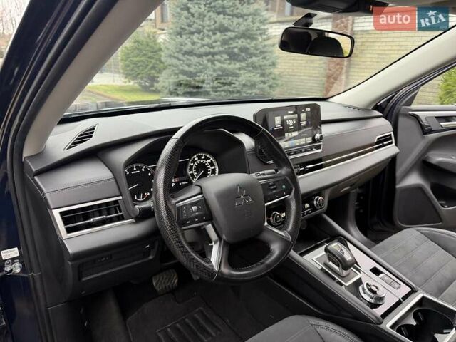 Синий Мицубиси Аутлендер, объемом двигателя 2.5 л и пробегом 80 тыс. км за 24800 $, фото 22 на Automoto.ua