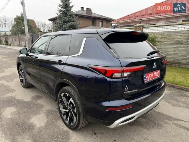 Синий Мицубиси Аутлендер, объемом двигателя 2.5 л и пробегом 80 тыс. км за 24800 $, фото 8 на Automoto.ua