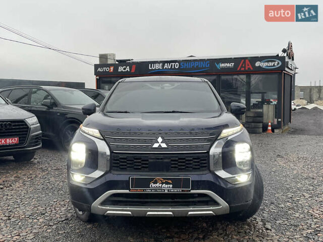 Синий Мицубиси Аутлендер, объемом двигателя 2.5 л и пробегом 84 тыс. км за 25500 $, фото 2 на Automoto.ua