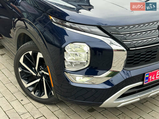 Синий Мицубиси Аутлендер, объемом двигателя 2.5 л и пробегом 15 тыс. км за 35000 $, фото 43 на Automoto.ua