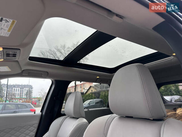 Синий Мицубиси Аутлендер, объемом двигателя 2.5 л и пробегом 15 тыс. км за 35000 $, фото 12 на Automoto.ua