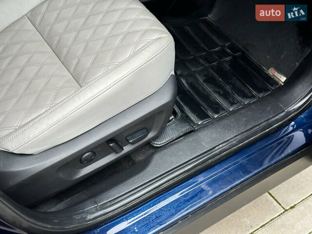 Синий Мицубиси Аутлендер, объемом двигателя 2.5 л и пробегом 15 тыс. км за 35000 $, фото 21 на Automoto.ua