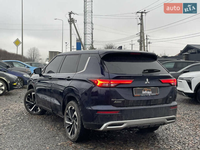 Синий Мицубиси Аутлендер, объемом двигателя 2.5 л и пробегом 84 тыс. км за 25500 $, фото 3 на Automoto.ua