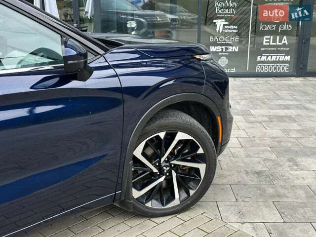 Синий Мицубиси Аутлендер, объемом двигателя 2.5 л и пробегом 15 тыс. км за 35000 $, фото 52 на Automoto.ua