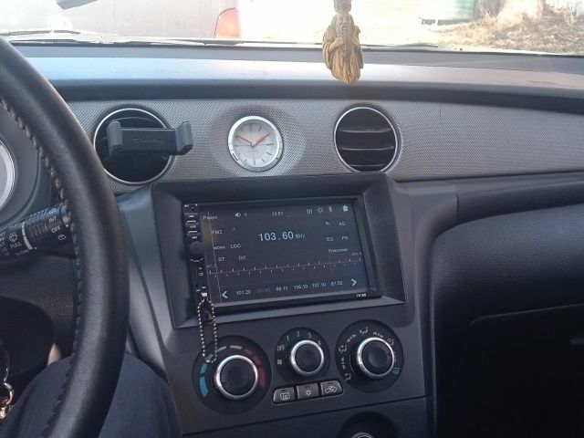 Зеленый Мицубиси Аутлендер, объемом двигателя 2 л и пробегом 220 тыс. км за 6000 $, фото 7 на Automoto.ua