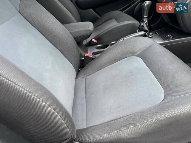 Зеленый Мицубиси Аутлендер, объемом двигателя 2 л и пробегом 194 тыс. км за 6350 $, фото 36 на Automoto.ua