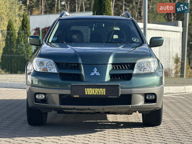 Міцубісі Аутлендер 2006 у Києві на Automoto.ua Зелений Міцубісі Аутлендер, об'ємом двигуна 2.4 л та пробігом 275 тис. км за 7350 $, фото 2 на Automoto.ua