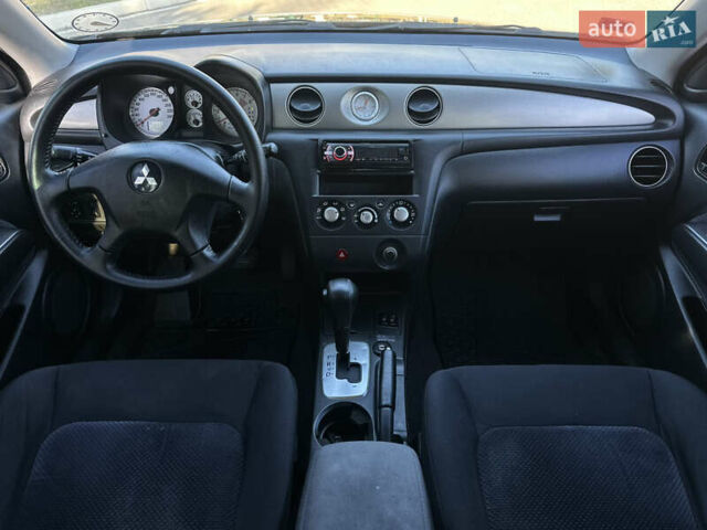 Міцубісі Аутлендер 2006 у Києві на Automoto.ua Зелений Міцубісі Аутлендер, об'ємом двигуна 2.4 л та пробігом 275 тис. км за 7350 $, фото 24 на Automoto.ua