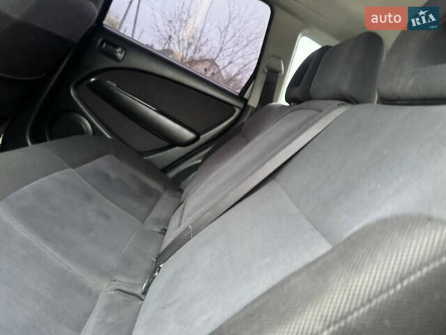 Зеленый Мицубиси Аутлендер, объемом двигателя 2 л и пробегом 194 тыс. км за 6350 $, фото 26 на Automoto.ua