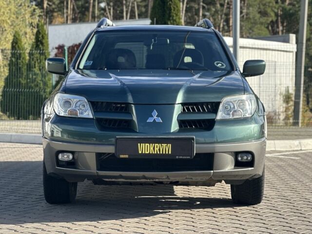 Міцубісі Аутлендер 2006 у Києві на Automoto.ua Зелений Міцубісі Аутлендер, об'ємом двигуна 2.4 л та пробігом 275 тис. км за 7350 $, фото 1 на Automoto.ua
