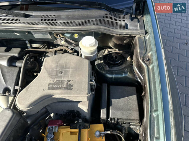 Міцубісі Аутлендер 2006 у Києві на Automoto.ua Зелений Міцубісі Аутлендер, об'ємом двигуна 2.4 л та пробігом 275 тис. км за 7350 $, фото 23 на Automoto.ua