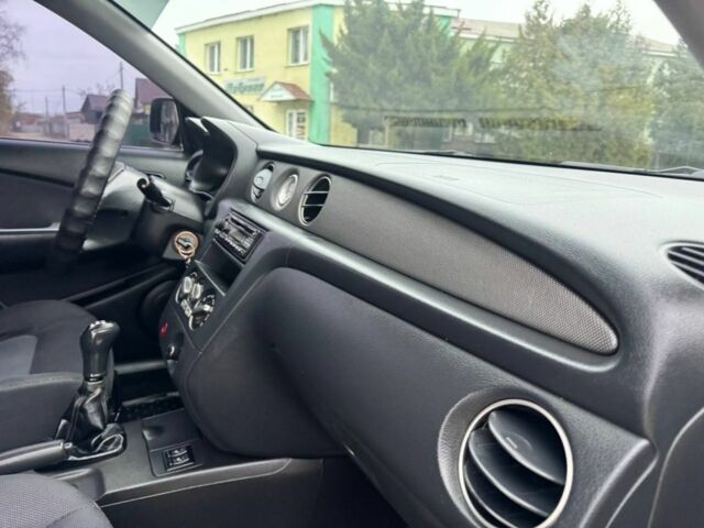 Зелений Міцубісі Аутлендер, об'ємом двигуна 2 л та пробігом 194 тис. км за 6350 $, фото 19 на Automoto.ua