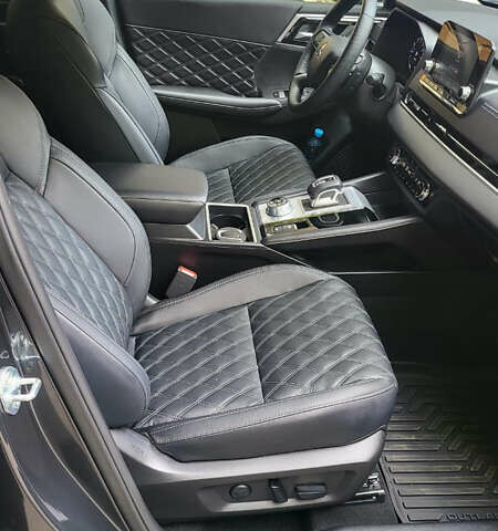 Зелений Міцубісі Аутлендер, об'ємом двигуна 2.5 л та пробігом 10 тис. км за 39000 $, фото 7 на Automoto.ua