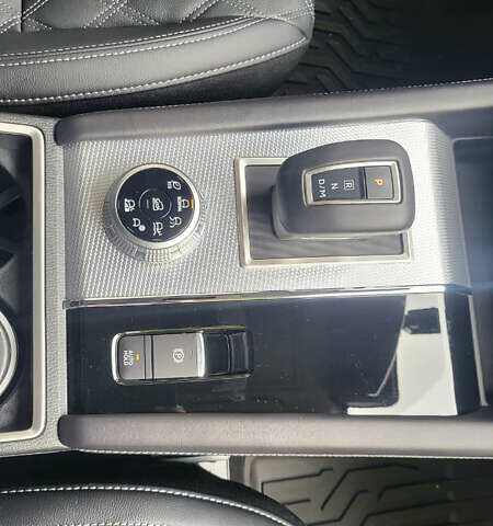 Зелений Міцубісі Аутлендер, об'ємом двигуна 2.5 л та пробігом 10 тис. км за 39000 $, фото 10 на Automoto.ua