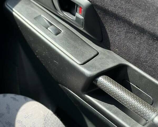 Синій Міцубісі Паджеро Пінін, об'ємом двигуна 2 л та пробігом 118 тис. км за 6950 $, фото 48 на Automoto.ua