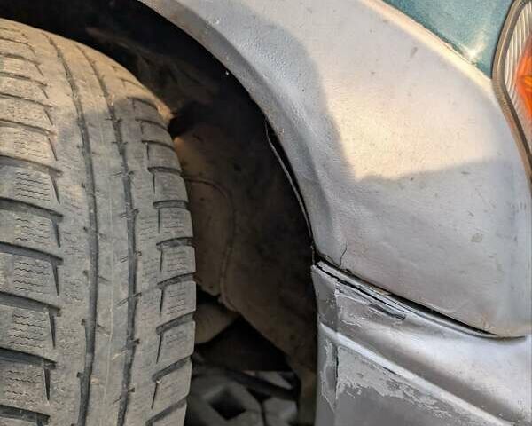Зелений Міцубісі Паджеро Пінін, об'ємом двигуна 1.83 л та пробігом 270 тис. км за 4900 $, фото 4 на Automoto.ua