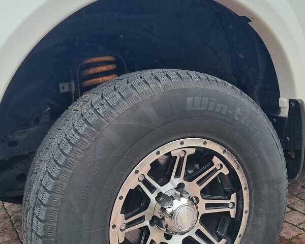 Міцубісі Паджеро Спорт 2011 у Одесі на Automoto.ua Білий Міцубісі Паджеро Спорт, об'ємом двигуна 2.48 л та пробігом 187 тис. км за 13500 $, фото 1 на Automoto.ua