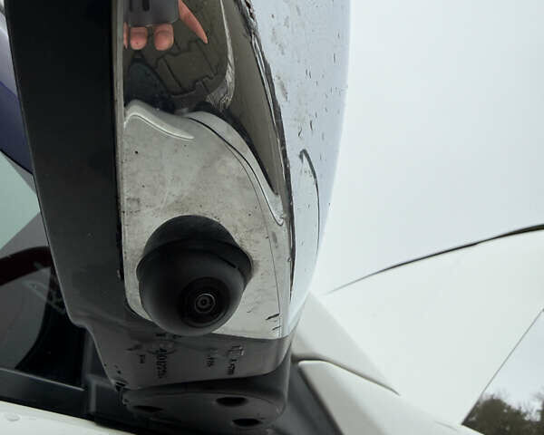 Білий Міцубісі Паджеро Спорт, об'ємом двигуна 2.48 л та пробігом 230 тис. км за 13500 $, фото 38 на Automoto.ua