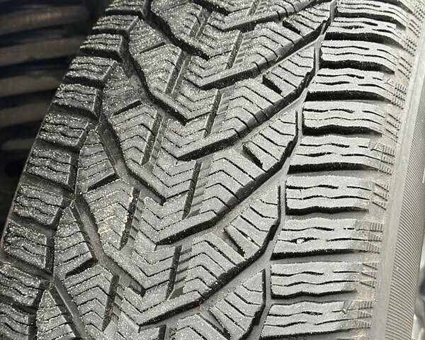 Білий Міцубісі Паджеро Спорт, об'ємом двигуна 2.48 л та пробігом 230 тис. км за 13500 $, фото 26 на Automoto.ua