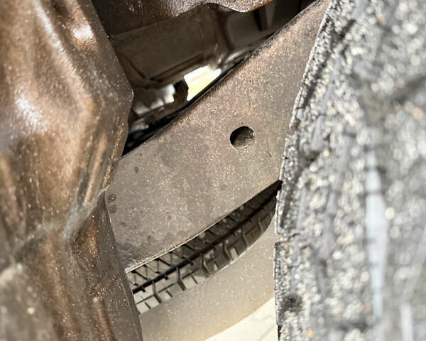 Білий Міцубісі Паджеро Спорт, об'ємом двигуна 2.48 л та пробігом 230 тис. км за 13500 $, фото 16 на Automoto.ua