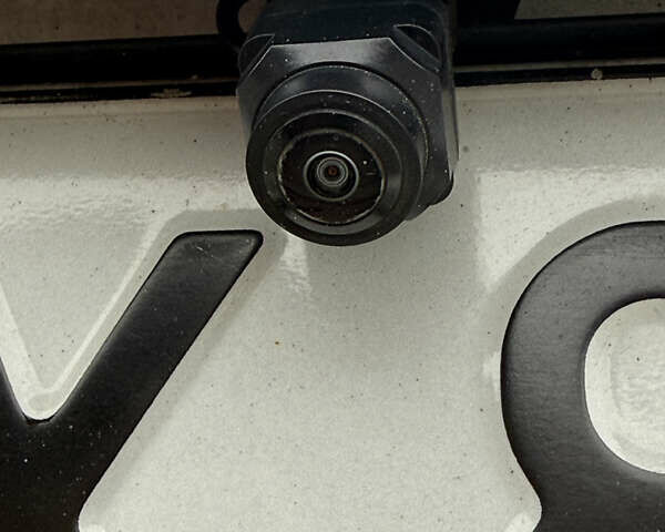 Білий Міцубісі Паджеро Спорт, об'ємом двигуна 2.48 л та пробігом 230 тис. км за 13500 $, фото 40 на Automoto.ua