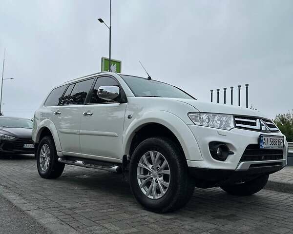 Білий Міцубісі Паджеро Спорт, об'ємом двигуна 2.48 л та пробігом 161 тис. км за 17900 $, фото 18 на Automoto.ua