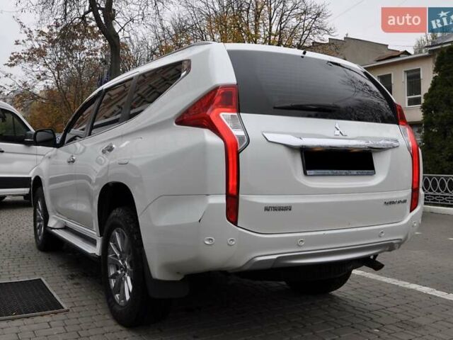 Белый Мицубиси Паджеро Спорт, объемом двигателя 2.44 л и пробегом 38 тыс. км за 26400 $, фото 4 на Automoto.ua