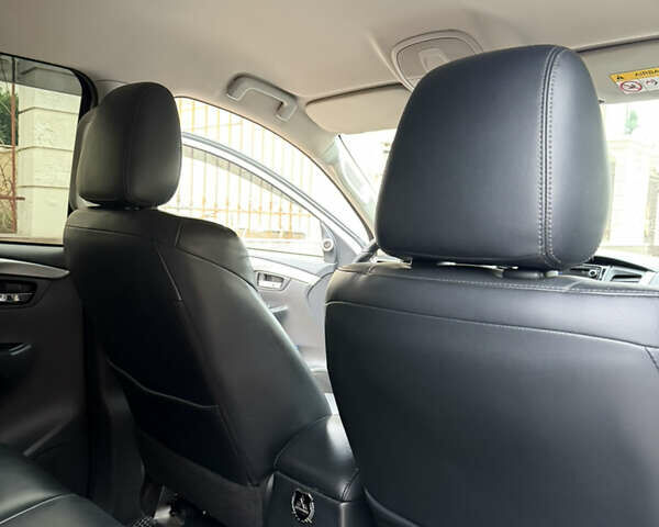 Белый Мицубиси Паджеро Спорт, объемом двигателя 2.44 л и пробегом 188 тыс. км за 16500 $, фото 12 на Automoto.ua