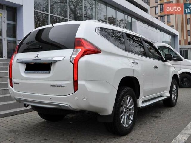 Белый Мицубиси Паджеро Спорт, объемом двигателя 2.44 л и пробегом 38 тыс. км за 26400 $, фото 8 на Automoto.ua