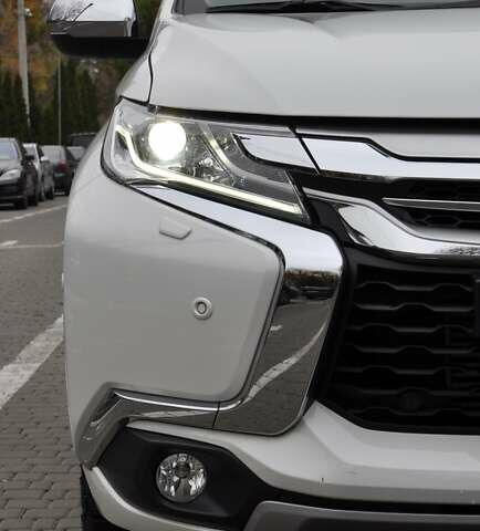 Белый Мицубиси Паджеро Спорт, объемом двигателя 2.44 л и пробегом 38 тыс. км за 26400 $, фото 12 на Automoto.ua