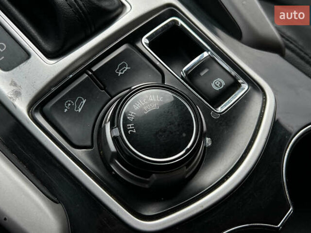 Мицубиси Паджеро Спорт 2017 в Львове на Automoto.ua Белый Мицубиси Паджеро Спорт, объемом двигателя 2.44 л и пробегом 190 тыс. км за 25500 $, фото 15 на Automoto.ua