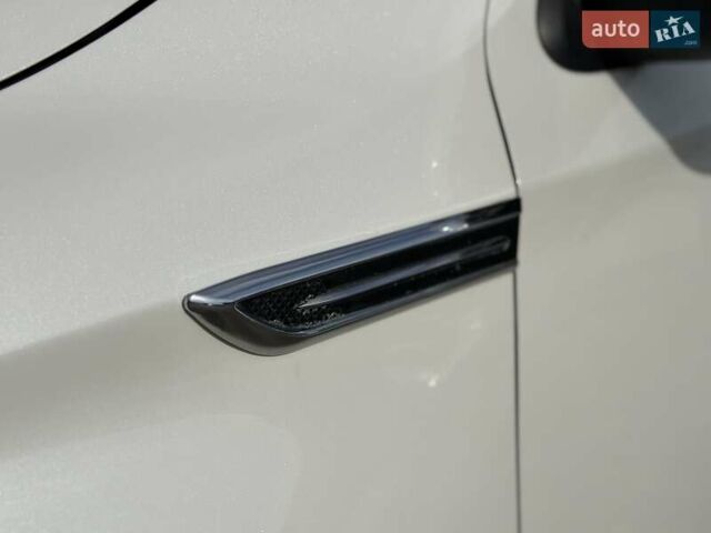 Білий Міцубісі Паджеро Спорт, об'ємом двигуна 2.44 л та пробігом 72 тис. км за 23900 $, фото 9 на Automoto.ua