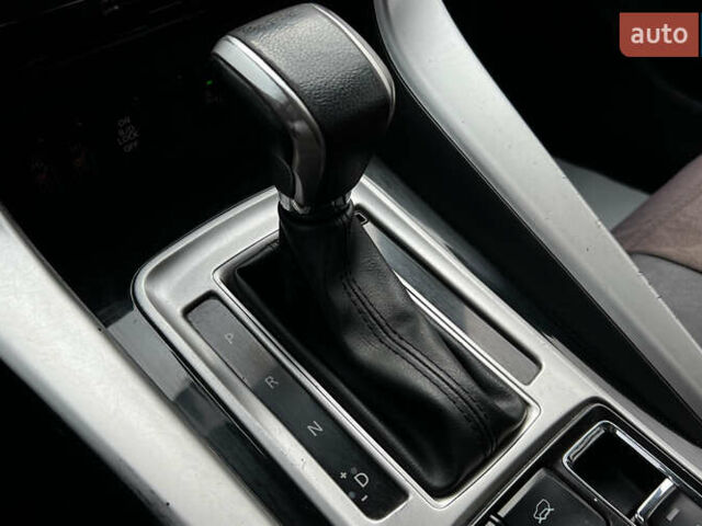 Мицубиси Паджеро Спорт 2017 в Львове на Automoto.ua Белый Мицубиси Паджеро Спорт, объемом двигателя 2.44 л и пробегом 190 тыс. км за 25500 $, фото 14 на Automoto.ua