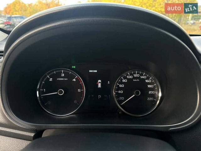 Білий Міцубісі Паджеро Спорт, об'ємом двигуна 2.44 л та пробігом 176 тис. км за 19900 $, фото 37 на Automoto.ua