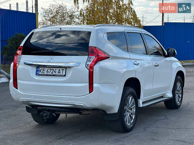 Білий Міцубісі Паджеро Спорт, об'ємом двигуна 2.44 л та пробігом 176 тис. км за 19900 $, фото 8 на Automoto.ua