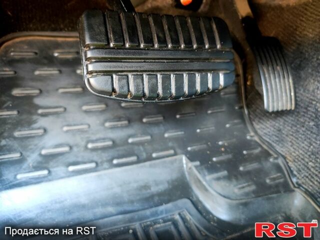 Белый Мицубиси Паджеро Спорт, объемом двигателя 2.4 л и пробегом 72 тыс. км за 24000 $, фото 2 на Automoto.ua