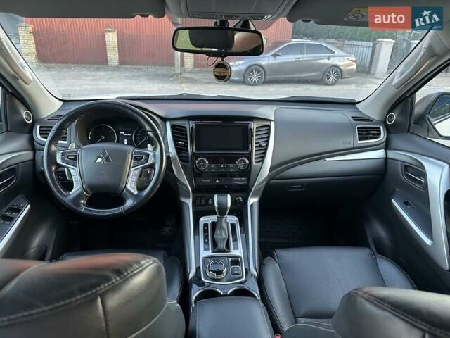 Белый Мицубиси Паджеро Спорт, объемом двигателя 2.44 л и пробегом 166 тыс. км за 26500 $, фото 32 на Automoto.ua