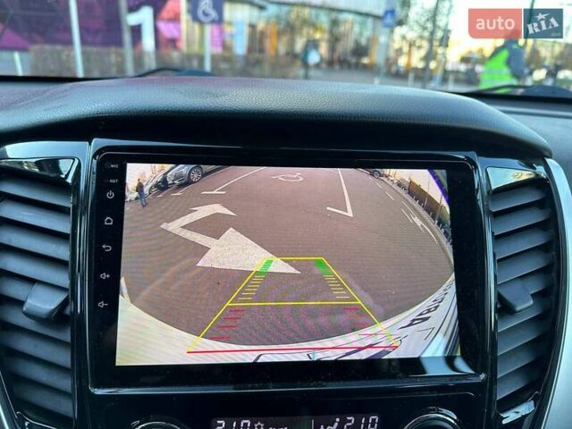 Белый Мицубиси Паджеро Спорт, объемом двигателя 3 л и пробегом 48 тыс. км за 31990 $, фото 18 на Automoto.ua