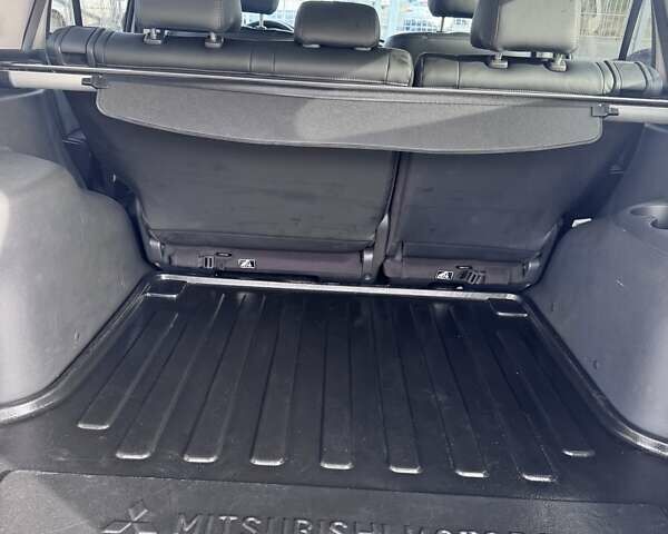 Белый Мицубиси Паджеро Спорт, объемом двигателя 2.44 л и пробегом 21 тыс. км за 32000 $, фото 9 на Automoto.ua