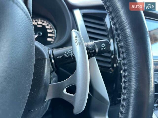 Белый Мицубиси Паджеро Спорт, объемом двигателя 3 л и пробегом 48 тыс. км за 31990 $, фото 15 на Automoto.ua