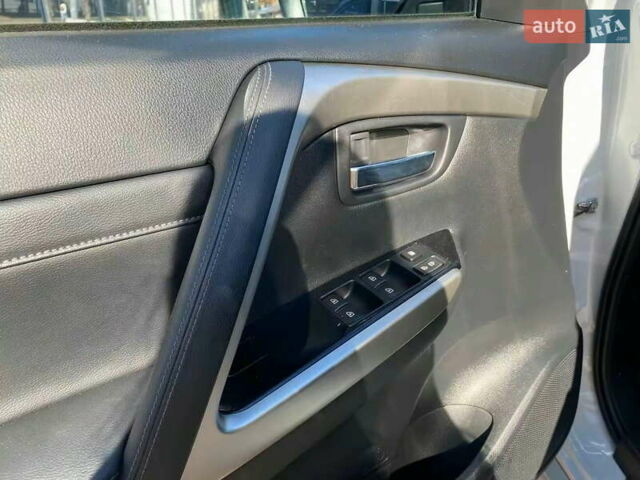 Белый Мицубиси Паджеро Спорт, объемом двигателя 2.5 л и пробегом 7 тыс. км за 49400 $, фото 17 на Automoto.ua