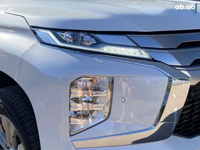 Білий Міцубісі Паджеро Спорт, об'ємом двигуна 2.4 л та пробігом 7 тис. км за 51900 $, фото 28 на Automoto.ua