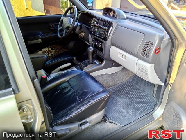 Бежевый Мицубиси Паджеро Спорт, объемом двигателя 3 л и пробегом 237 тыс. км за 8800 $, фото 5 на Automoto.ua