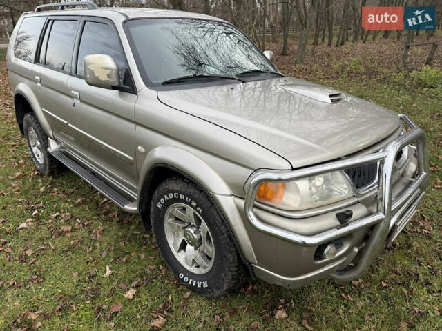 Бежевый Мицубиси Паджеро Спорт, объемом двигателя 2.48 л и пробегом 482 тыс. км за 9500 $, фото 1 на Automoto.ua