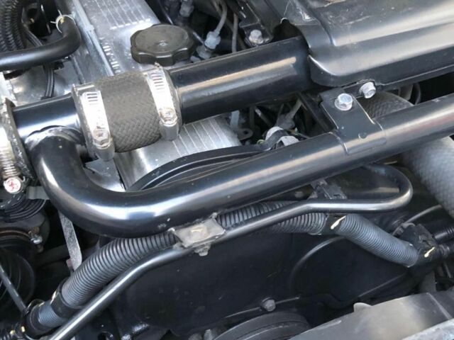 Бежевий Міцубісі Паджеро Спорт, об'ємом двигуна 2.5 л та пробігом 180 тис. км за 13000 $, фото 2 на Automoto.ua