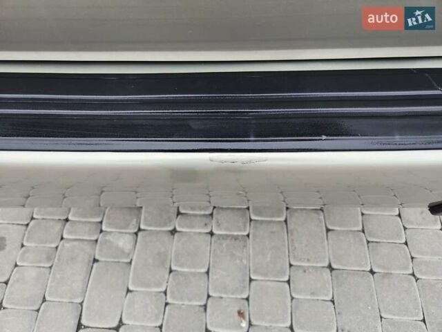 Бежевий Міцубісі Паджеро Спорт, об'ємом двигуна 2.5 л та пробігом 143 тис. км за 10800 $, фото 27 на Automoto.ua